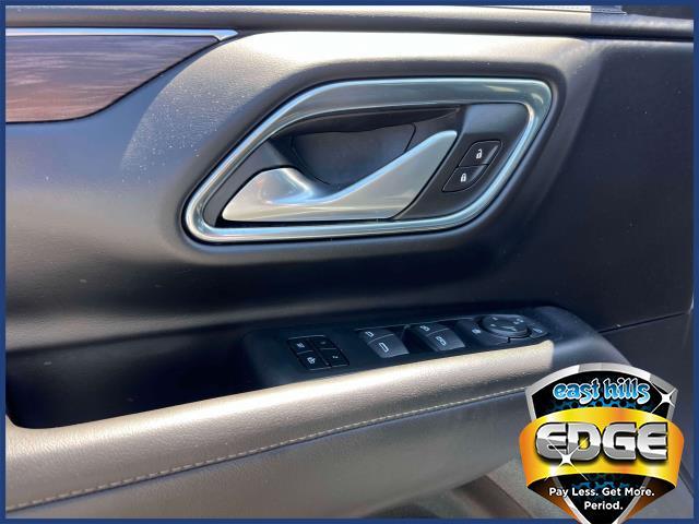 2023 Chevrolet Suburban Vehicle Photo in Roslyn, NY 11576