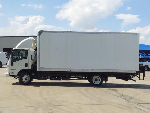 2024 Isuzu 4500 Vehicle Photo in Denton, TX 76205
