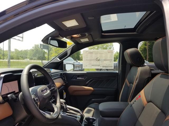 2025 GMC Canyon Vehicle Photo in ELYRIA, OH 44035-6349