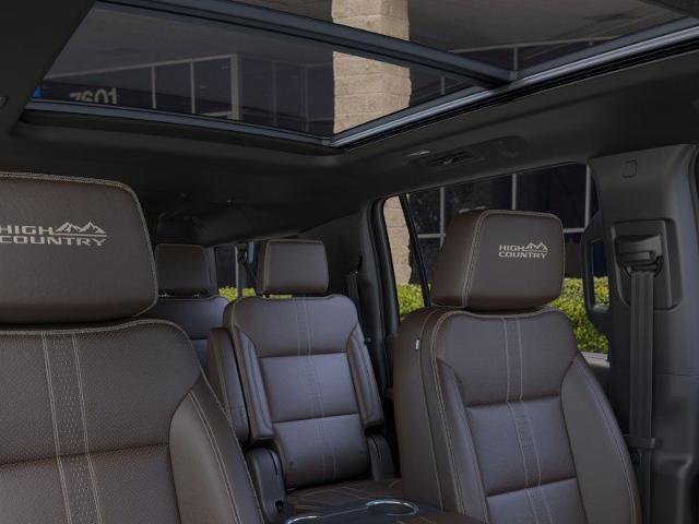 2025 Chevrolet Suburban Vehicle Photo in GEORGETOWN, TX 78626-7508