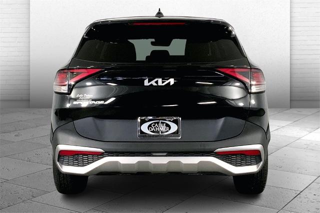 2023 Kia Sportage Vehicle Photo in Lees Summit, MO 64086