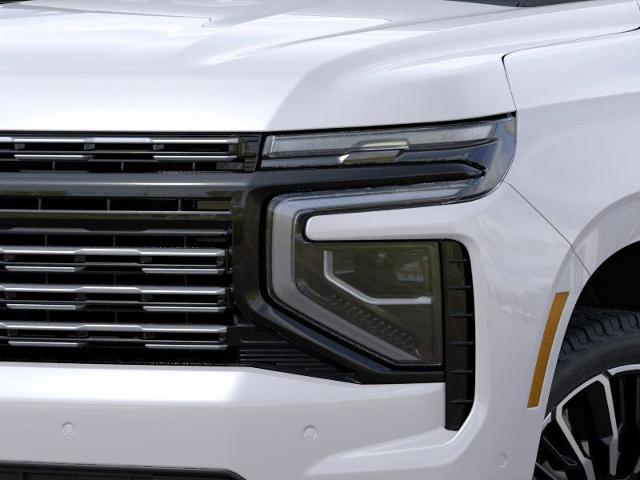 2025 Chevrolet Suburban Vehicle Photo in EVERETT, WA 98203-5662