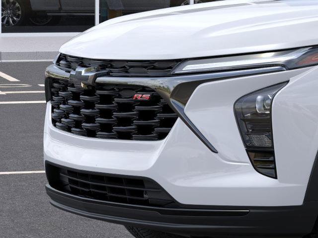 2025 Chevrolet Trax Vehicle Photo in Roslyn, NY 11576
