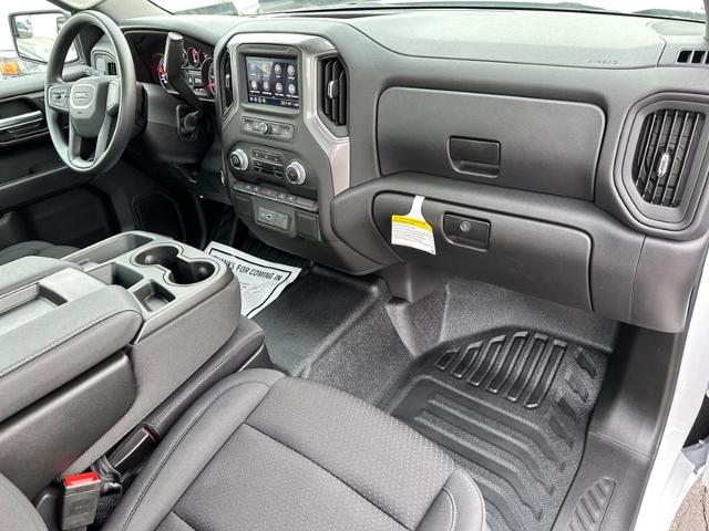 2025 GMC Sierra 1500 Vehicle Photo in COLUMBIA, MO 65203-3903
