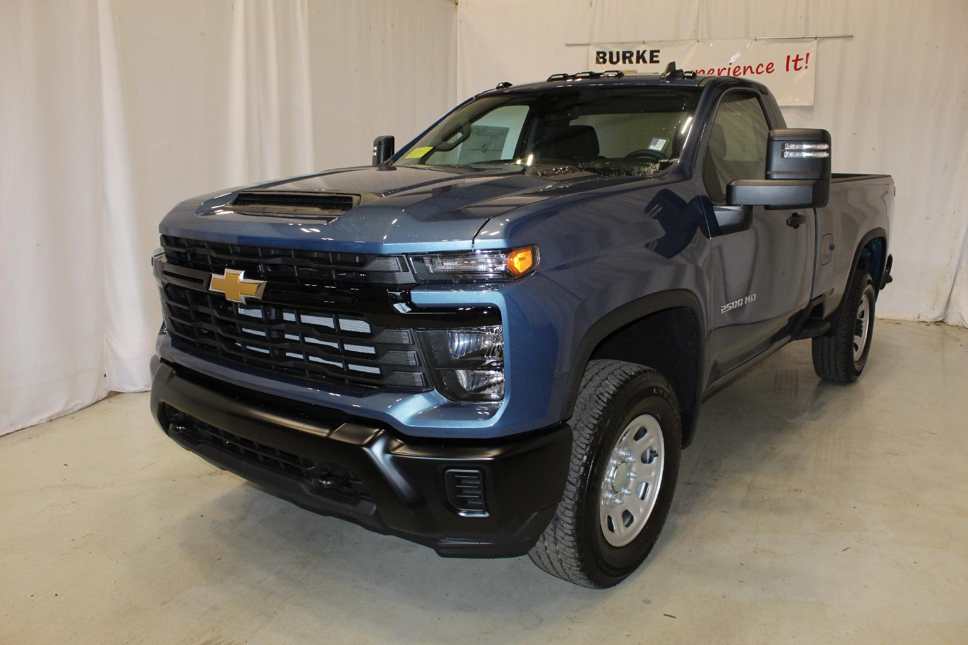 2025 Chevrolet Silverado 2500 HD Vehicle Photo in NORTHAMPTON, MA 01060-1120