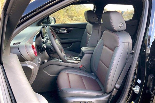 2025 Chevrolet Blazer Vehicle Photo in KANSAS CITY, MO 64114-4502