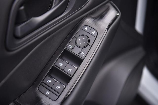 2025 Nissan Rogue Vehicle Photo in Ballwin, MO 63011