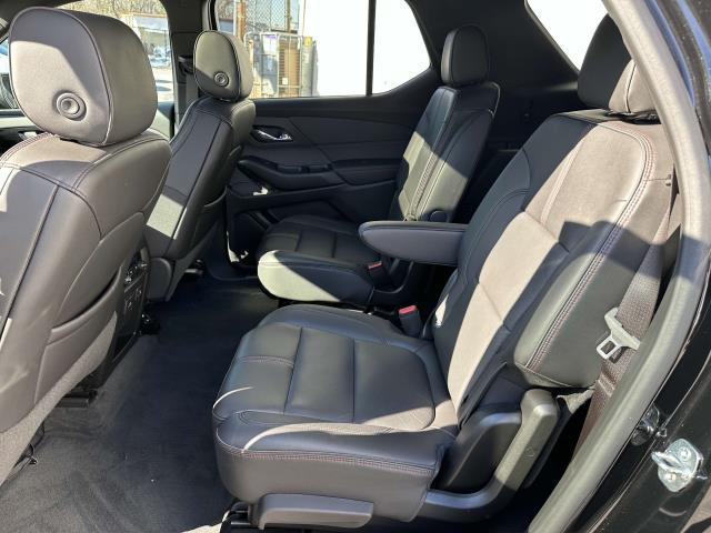 2022 Chevrolet Traverse Vehicle Photo in Roslyn, NY 11576