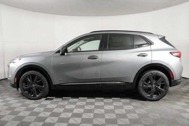 2025 Buick Envision Vehicle Photo in PUYALLUP, WA 98371-4149