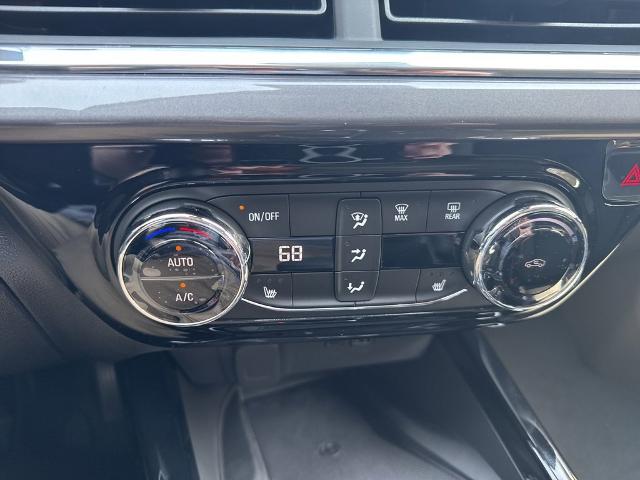 2025 Chevrolet Trax Vehicle Photo in MARION, NC 28752-6372