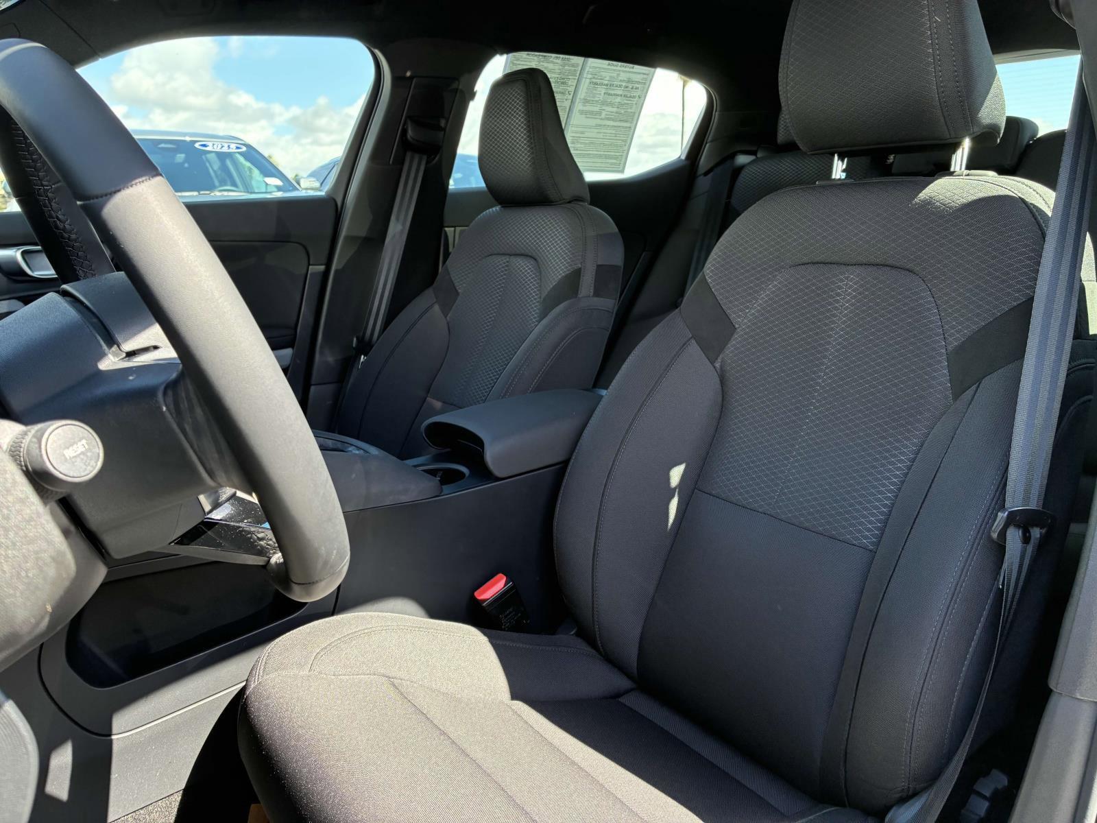 2022 Polestar 2 Vehicle Photo in LOS ANGELES, CA 90007-3794