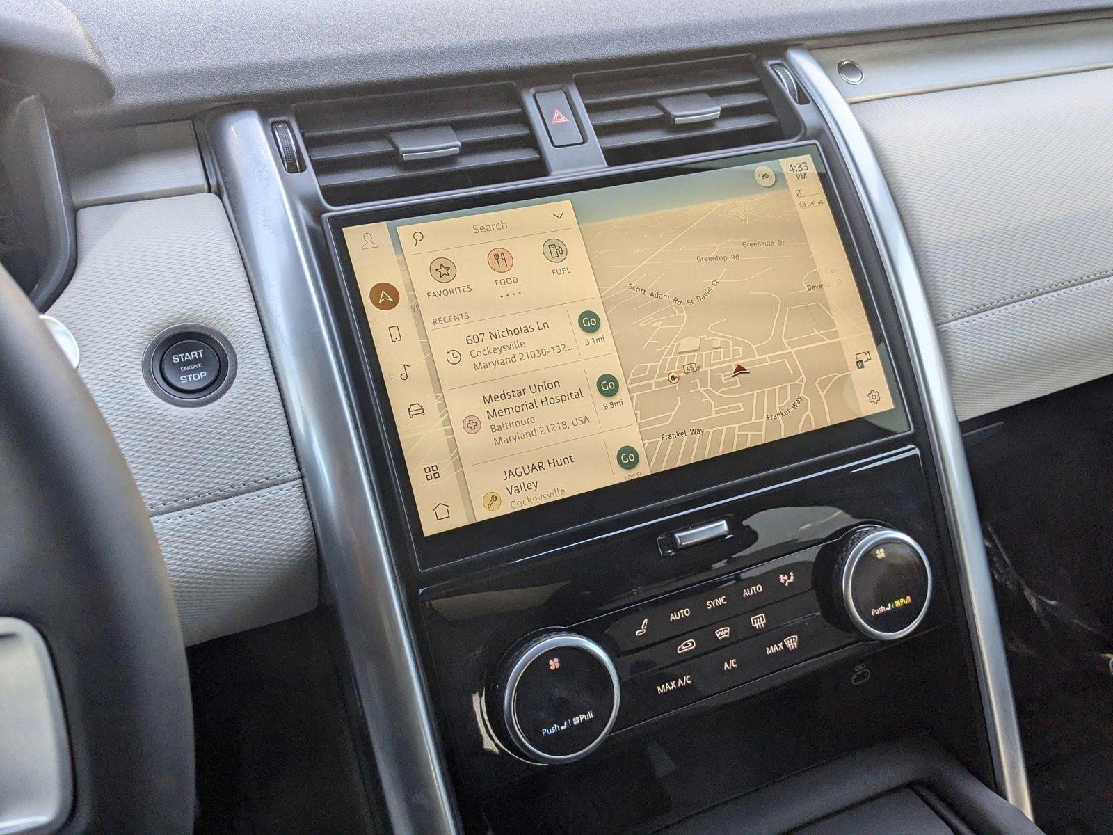 2024 Land Rover Discovery Vehicle Photo in Cockeysville, MD 21030