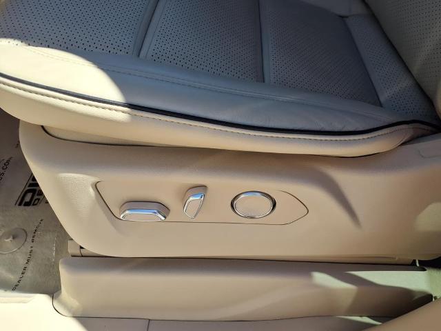2021 Cadillac Escalade Vehicle Photo in TAMPA, FL 33612-3404
