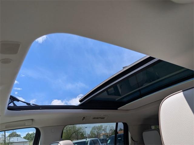 2021 GMC Yukon XL Vehicle Photo in AURORA, CO 80012-4011