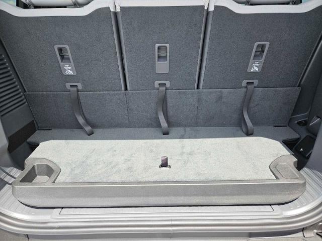 2025 Defender Vehicle Photo in AUSTIN, TX 78717