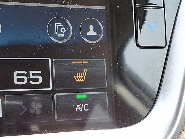 2024 Subaru Outback Vehicle Photo in Willow Grove, PA 19090