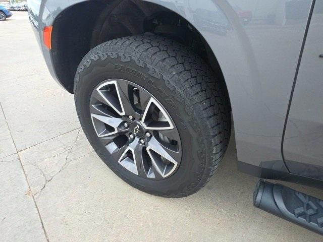 2021 Chevrolet Tahoe Vehicle Photo in ENGLEWOOD, CO 80113-6708