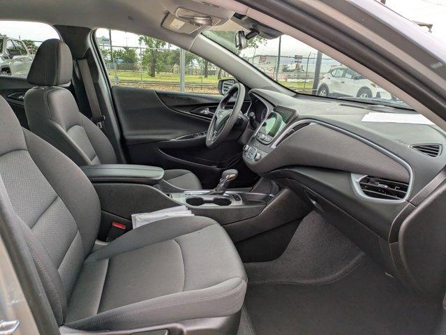 2024 Chevrolet Malibu Vehicle Photo in SELMA, TX 78154-1459