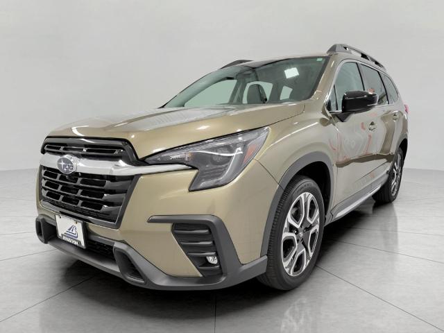 2024 Subaru Ascent Vehicle Photo in Green Bay, WI 54304