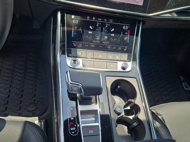 2025 Audi Q7 Vehicle Photo in DALLAS, TX 75209