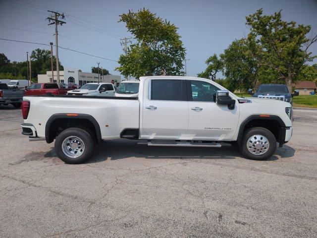 2025 GMC Sierra 3500 HD Vehicle Photo in WEST FRANKFORT, IL 62896-4173