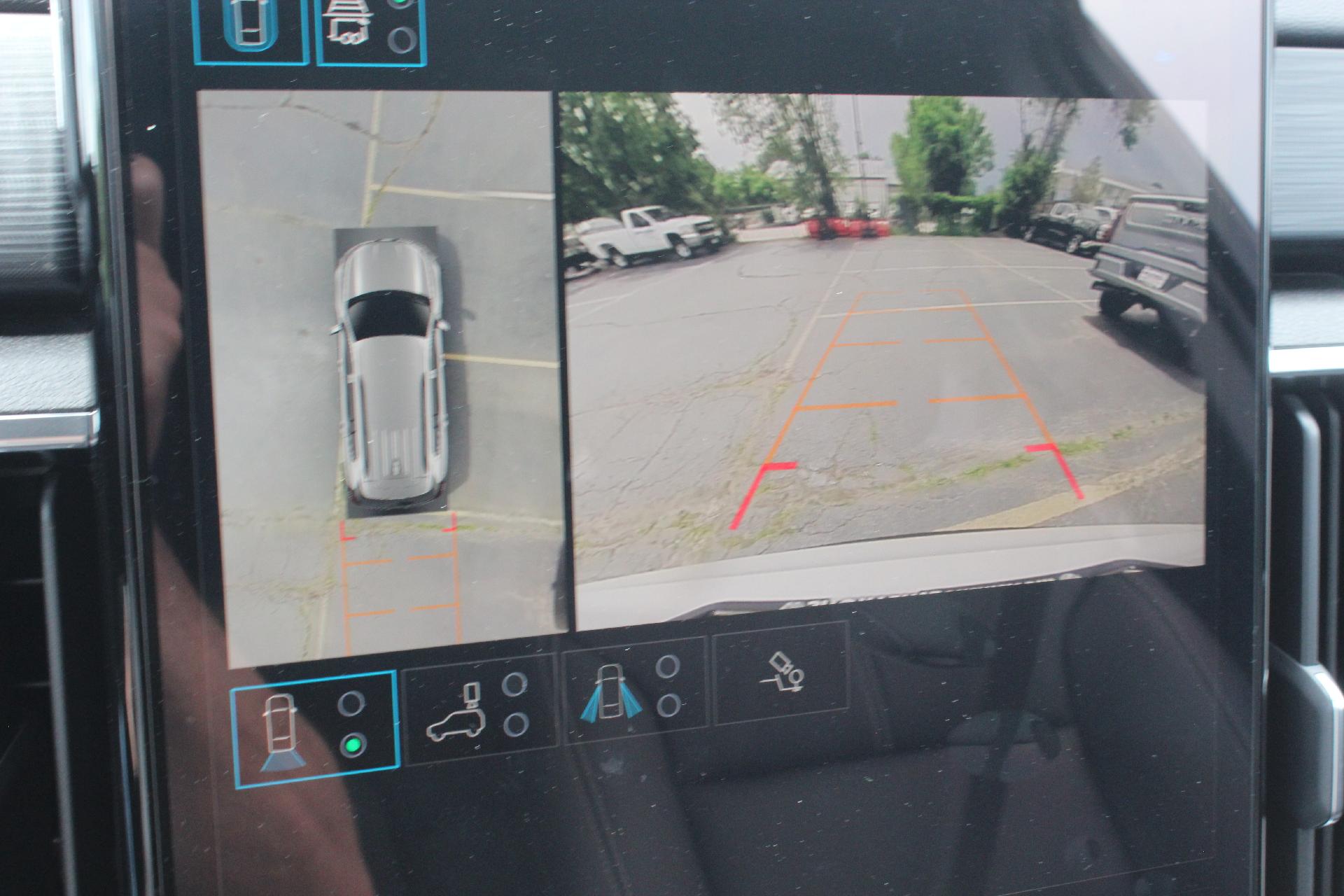 2025 GMC Acadia Vehicle Photo in AURORA, CO 80012-4011