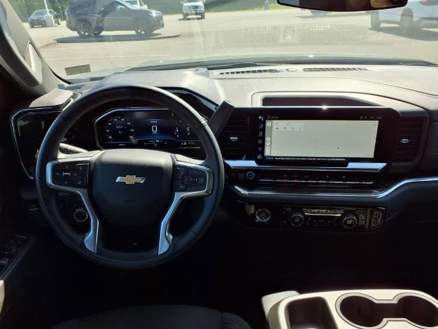 2024 Chevrolet Silverado 1500 Vehicle Photo in EMPORIA, VA 23847-1235