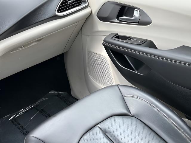 2023 Chrysler Pacifica Vehicle Photo in MIDDLETON, WI 53562-1492