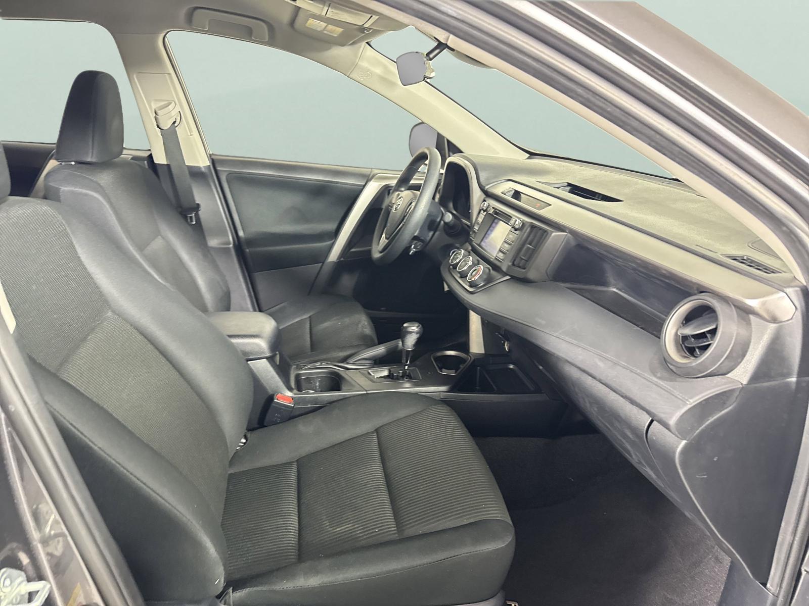 2017 Toyota RAV4 Vehicle Photo in Georgetown, TX 78626