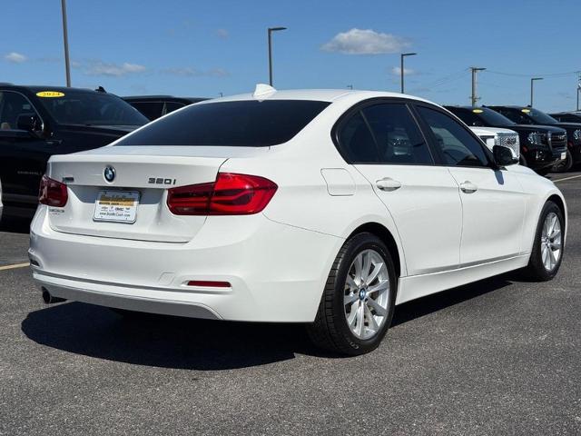 2018 BMW 320i xDrive Vehicle Photo in COLUMBIA, MO 65203-3903