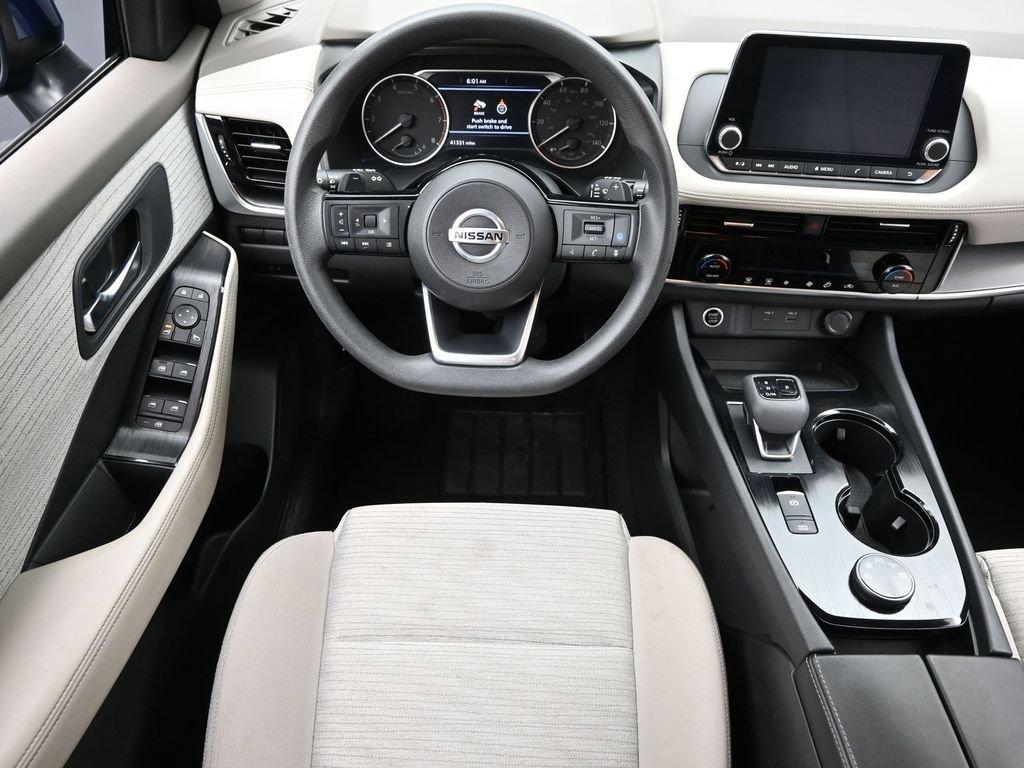 2021 Nissan Rogue Vehicle Photo in Marion, IA 52302