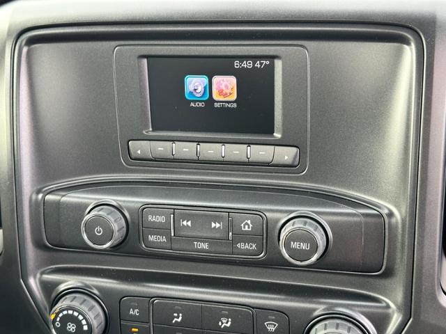 2024 Chevrolet Silverado 5500 HD Vehicle Photo in COLUMBIA, MO 65203-3903
