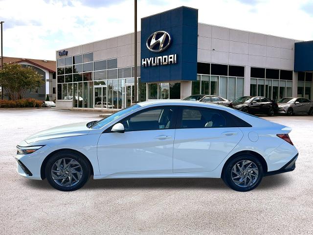 Certified 2024 Hyundai Elantra SEL with VIN KMHLM4DG1RU693713 for sale in Huntsville, AL