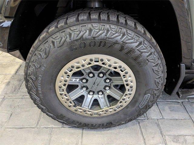 2024 GMC HUMMER EV SUV Vehicle Photo in COLLIERVILLE, TN 38017-9006