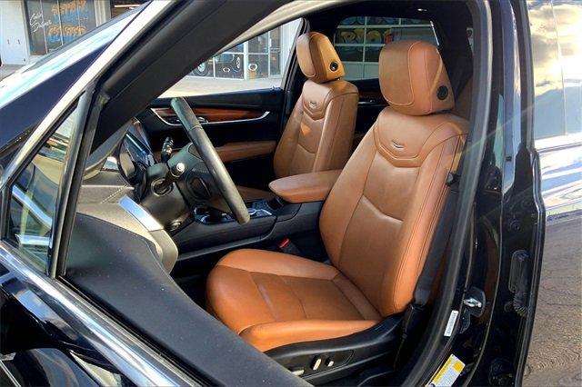 2021 Cadillac XT5 Vehicle Photo in TOPEKA, KS 66609-0000