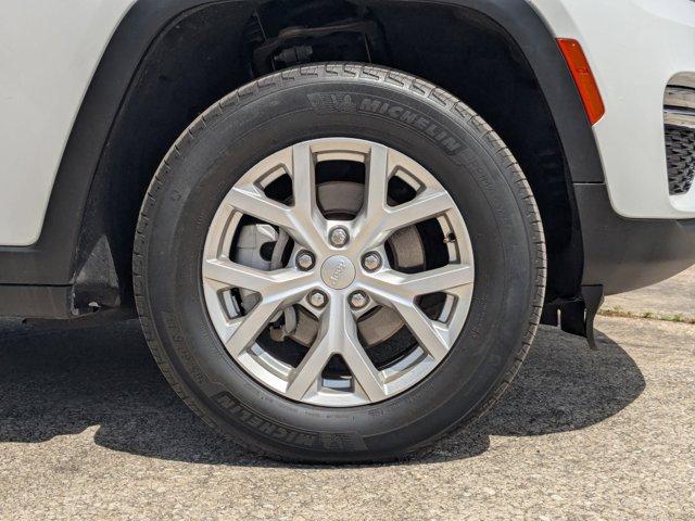 2023 Jeep Grand Cherokee Vehicle Photo in BRUNSWICK, GA 31525-1881