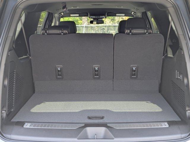 2025 Chevrolet Suburban Vehicle Photo in BRUNSWICK, GA 31525-1881