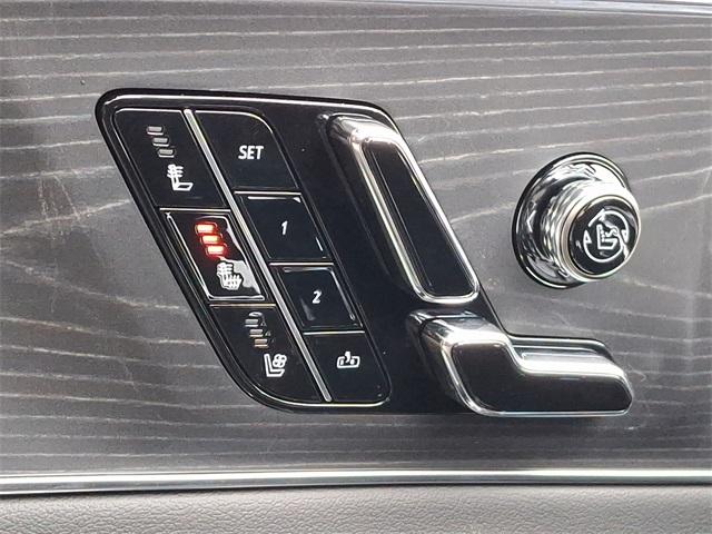 2025 Cadillac LYRIQ Vehicle Photo in ALLENTOWN, PA 18103-7399