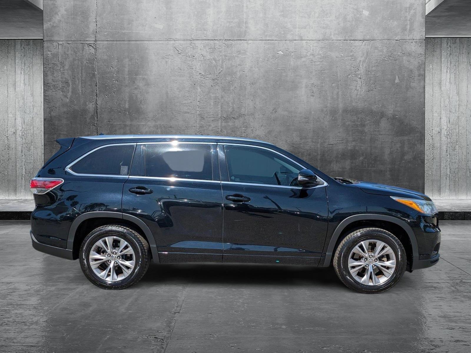 2015 Toyota Highlander Vehicle Photo in Tampa, FL 33614