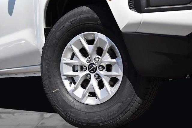 2025 Nissan Frontier Vehicle Photo in Ballwin, MO 63011