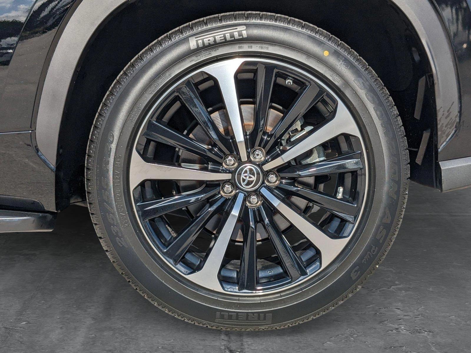 2022 Toyota Highlander Vehicle Photo in Davie, FL 33331