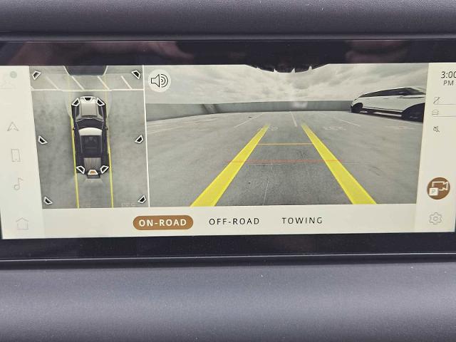 2024 Defender Vehicle Photo in AUSTIN, TX 78717