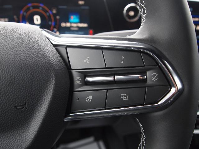 2025 Chevrolet Traverse Vehicle Photo in MADISON, IN 47250-1611