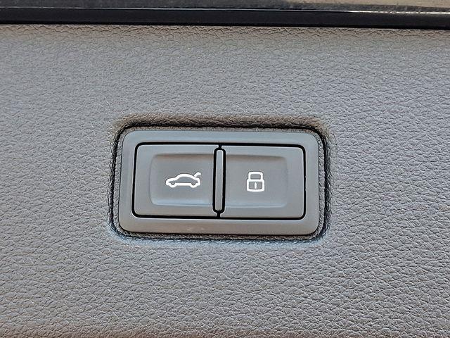 2021 Audi Q7 Vehicle Photo in DANBURY, CT 06810-5034
