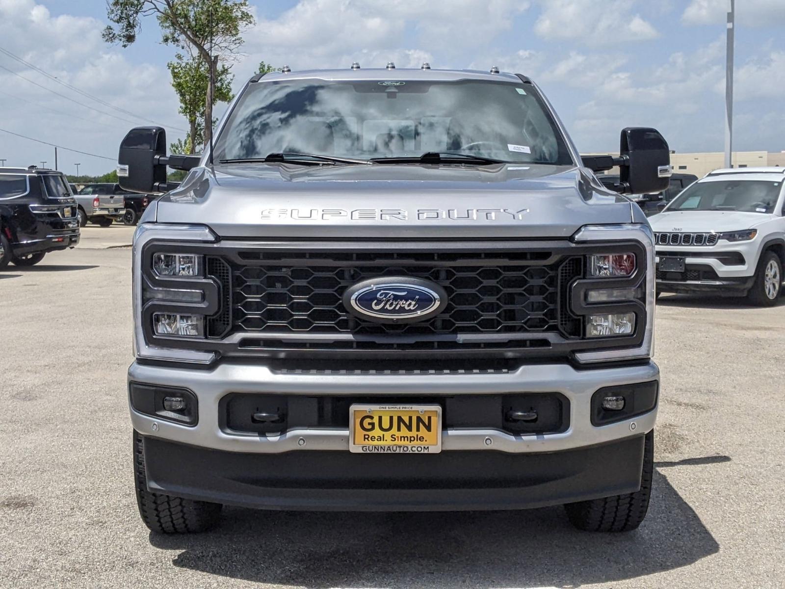 2024 Ford Super Duty F-250 SRW Vehicle Photo in Seguin, TX 78155