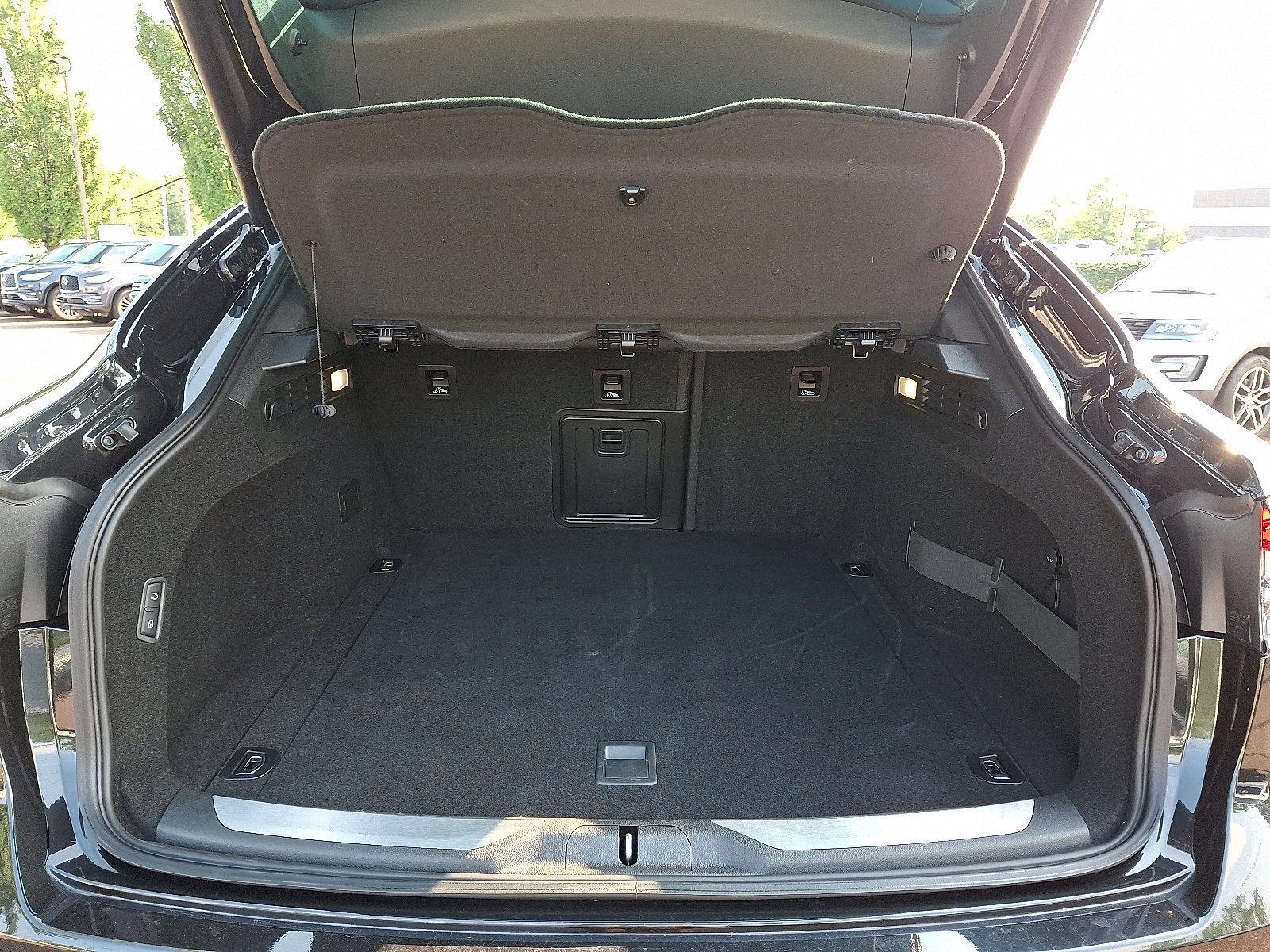 2024 Maserati Levante Vehicle Photo in Willow Grove, PA 19090