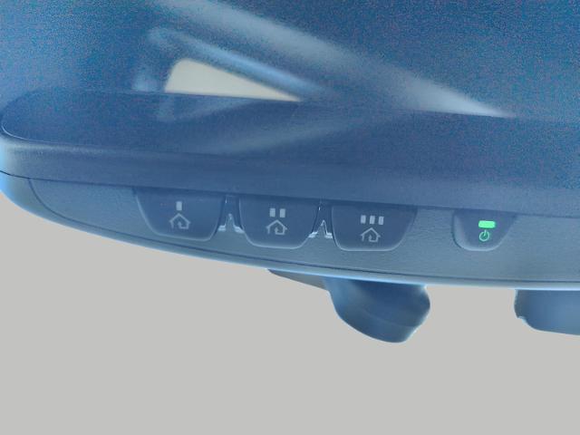 2025 Subaru Outback Vehicle Photo in Green Bay, WI 54304