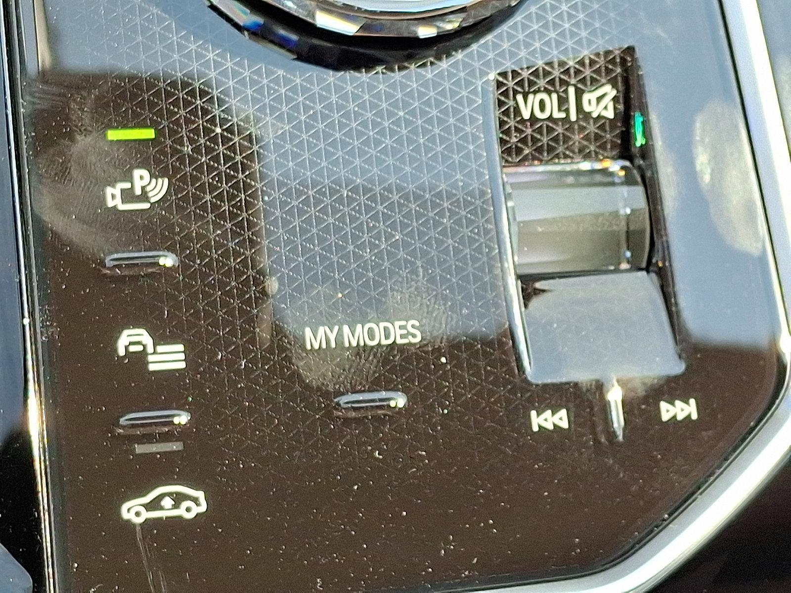 2025 BMW 760i xDrive Vehicle Photo in Lancaster, PA 17601