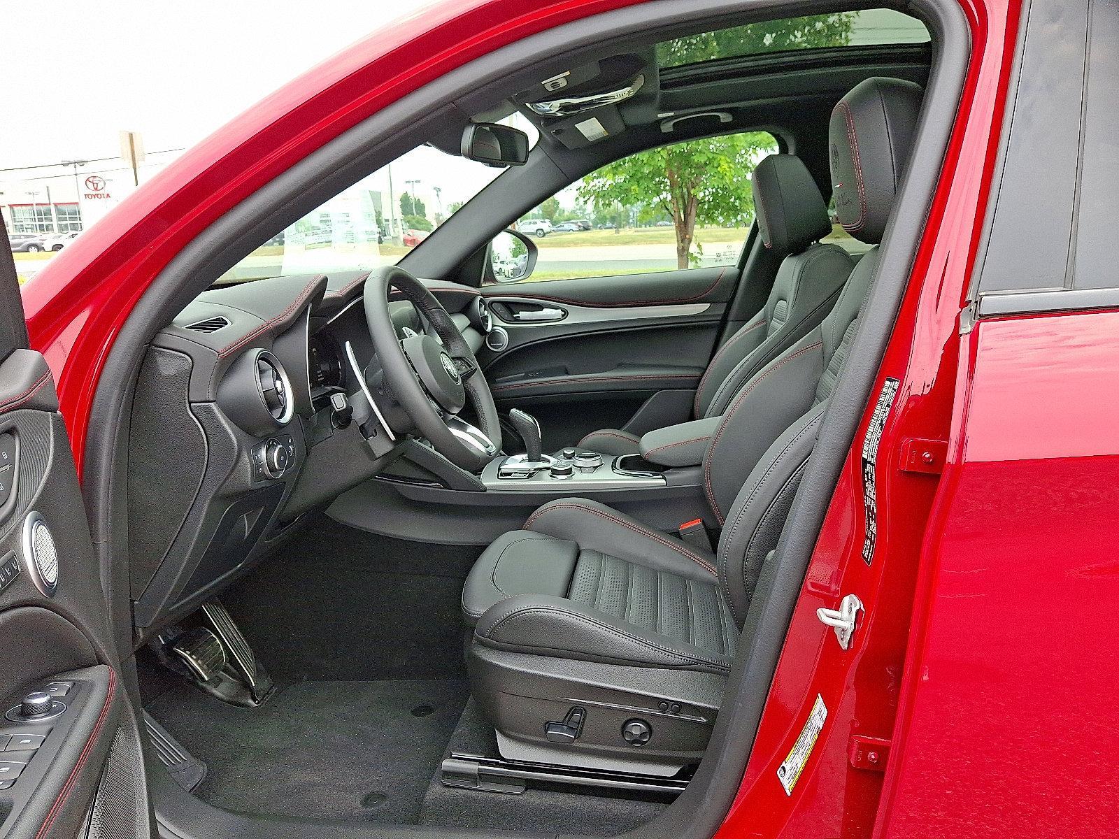 2025 Alfa Romeo Stelvio Vehicle Photo in Mechanicsburg, PA 17050