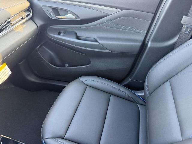 2025 Buick Envista Vehicle Photo in COLUMBIA, MO 65203-3903